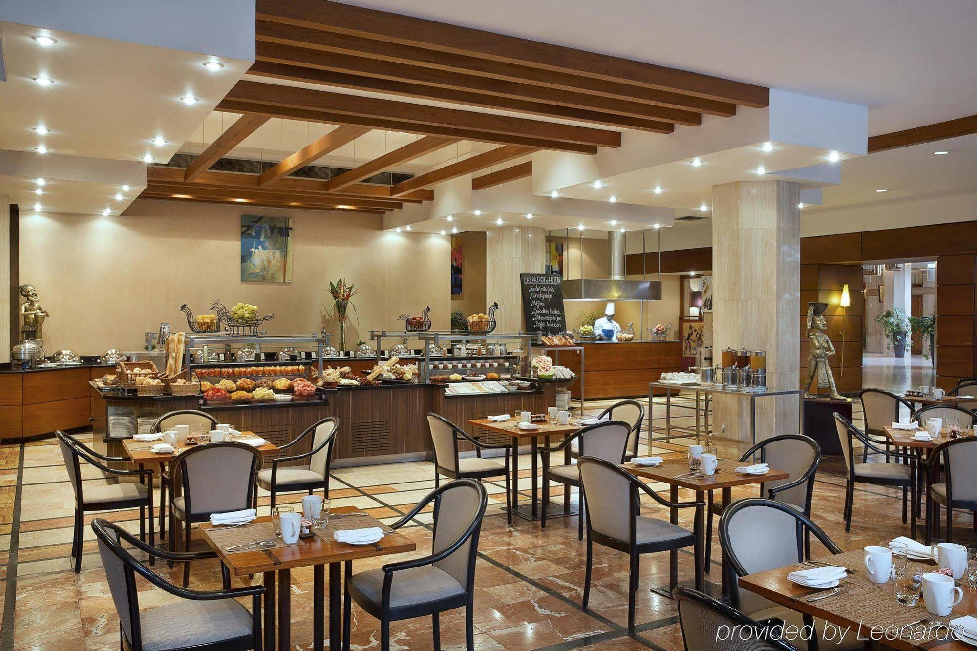 Hilton Yaounde Hotel Exterior photo